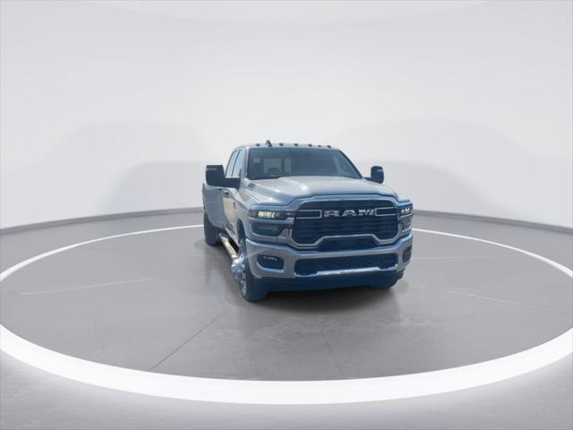 2025 RAM Ram 3500 RAM 3500 TRADESMAN CREW CAB 4X4 8 BOX