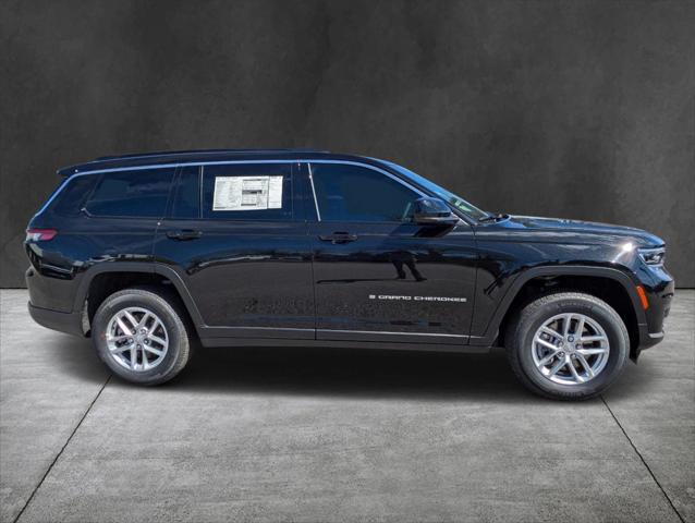 2025 Jeep Grand Cherokee GRAND CHEROKEE L LAREDO 4X4