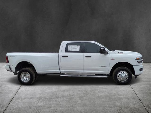 2025 RAM Ram 3500 RAM 3500 BIG HORN CREW CAB 4X4 8 BOX