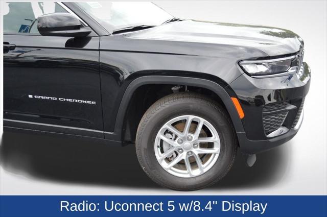 2025 Jeep Grand Cherokee GRAND CHEROKEE LAREDO X 4X4