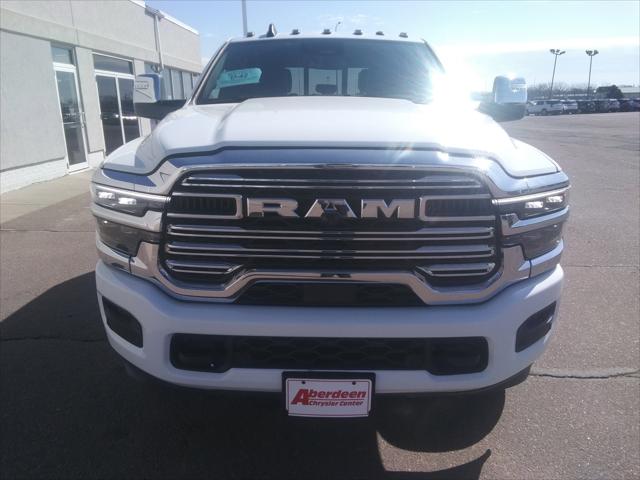 2025 RAM Ram 3500 RAM 3500 LARAMIE CREW CAB 4X4 8 BOX