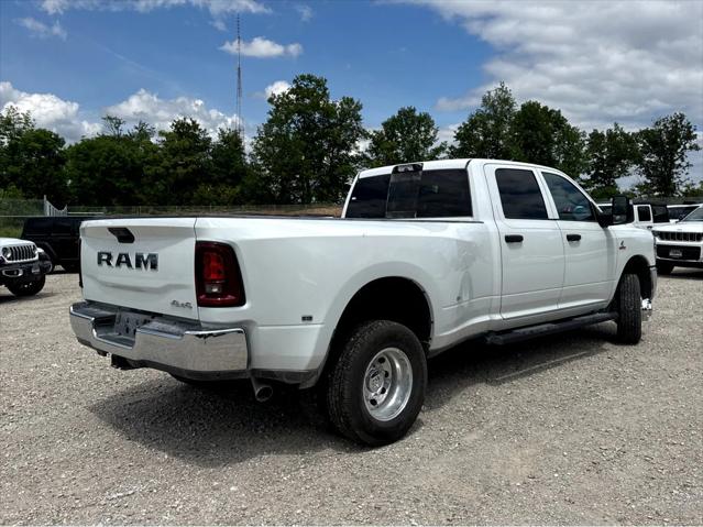 2025 RAM Ram 3500 RAM 3500 TRADESMAN CREW CAB 4X4 8 BOX