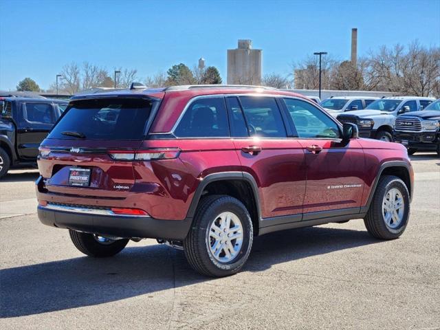 2025 Jeep Grand Cherokee GRAND CHEROKEE LAREDO 4X4 2025 Jeep Grand Cherokee GRAND CHEROKEE LAREDO 4X4