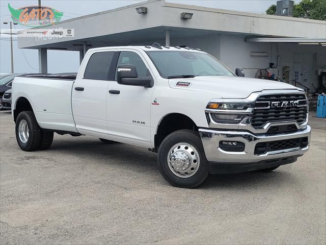 2025 RAM Ram 3500 RAM 3500 BIG HORN CREW CAB 4X4 8 BOX