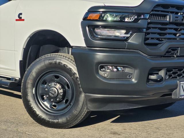 2025 RAM Ram 2500 RAM 2500 TRADESMAN CREW CAB 4X4 64 BOX