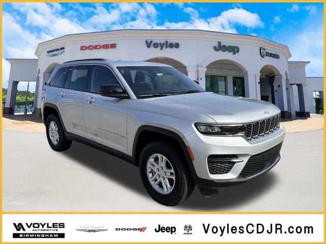 2025 Jeep Grand Cherokee GRAND CHEROKEE LAREDO 4X2