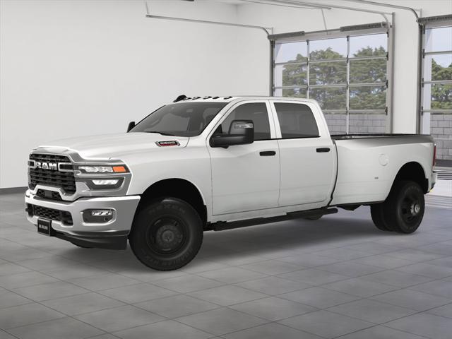 2025 RAM Ram 3500 RAM 3500 TRADESMAN CREW CAB 4X4 8 BOX