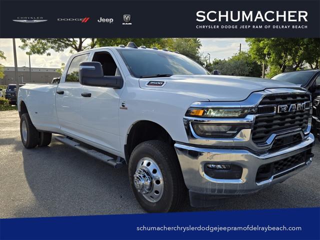 2025 RAM Ram 3500 RAM 3500 TRADESMAN CREW CAB 4X4 8 BOX