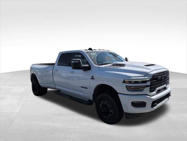 2025 RAM Ram 3500 RAM 3500 LARAMIE CREW CAB 4X4 8 BOX
