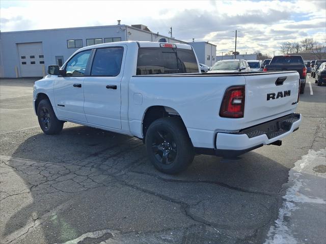 2025 RAM Ram 1500 RAM 1500 TRADESMAN CREW CAB 4X4 57 BOX