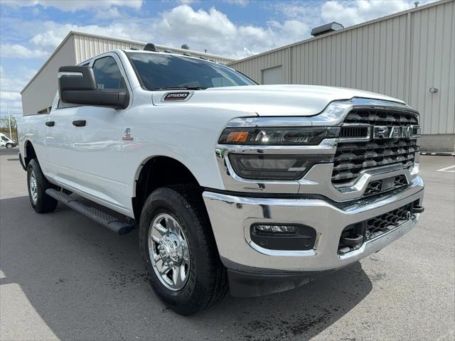 2025 RAM Ram 2500 RAM 2500 TRADESMAN CREW CAB 4X4 64 BOX