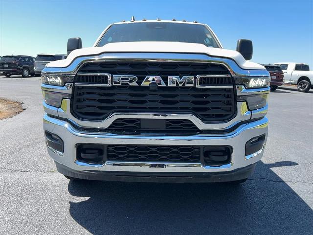 2025 RAM Ram 2500 RAM 2500 TRADESMAN CREW CAB 4X4 8 BOX