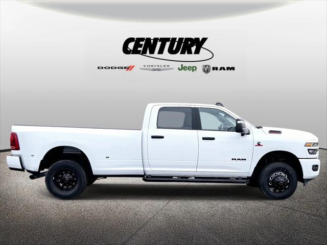 2025 RAM Ram 3500 RAM 3500 BIG HORN CREW CAB 4X4 8 BOX
