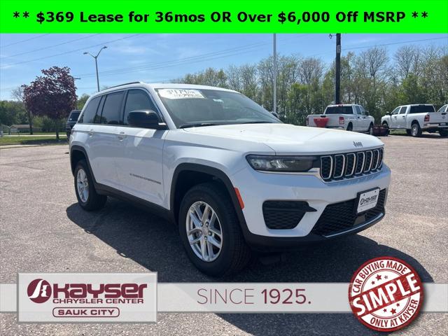 2025 Jeep Grand Cherokee GRAND CHEROKEE LAREDO X 4X4