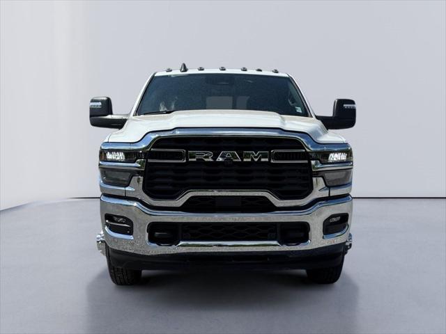 2025 RAM Ram 3500 RAM 3500 BIG HORN CREW CAB 4X4 8 BOX