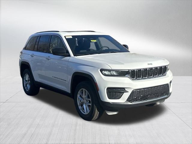 2025 Jeep Grand Cherokee GRAND CHEROKEE LAREDO X 4X2