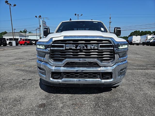 2025 RAM Ram 2500 RAM 2500 TRADESMAN CREW CAB 4X4 64 BOX