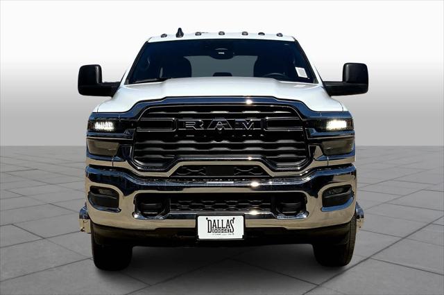 2025 RAM Ram 3500 RAM 3500 TRADESMAN CREW CAB 4X4 8 BOX