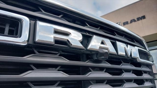 2025 RAM Ram 2500 RAM 2500 TRADESMAN CREW CAB 4X4 64 BOX