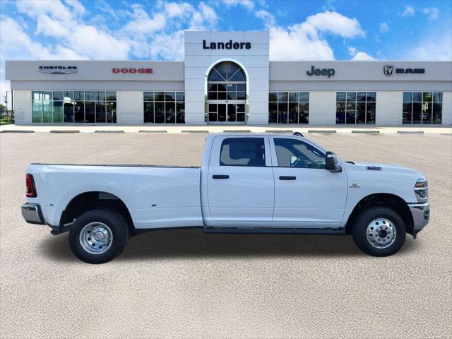 2025 RAM Ram 3500 RAM 3500 TRADESMAN CREW CAB 4X4 8 BOX