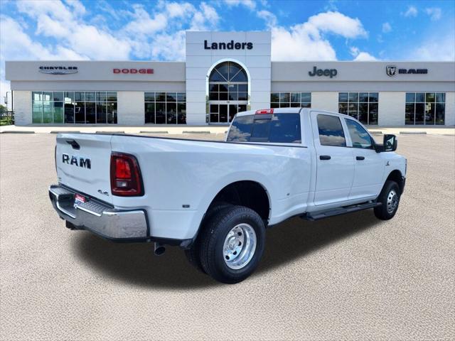 2025 RAM Ram 3500 RAM 3500 TRADESMAN CREW CAB 4X4 8 BOX