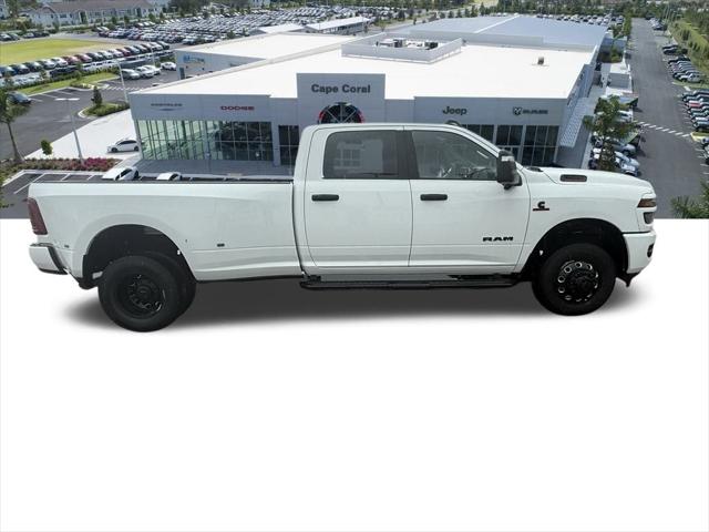 2025 RAM Ram 3500 RAM 3500 BIG HORN CREW CAB 4X4 8 BOX