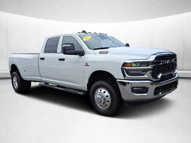 2025 RAM Ram 3500 RAM 3500 TRADESMAN CREW CAB 4X4 8 BOX