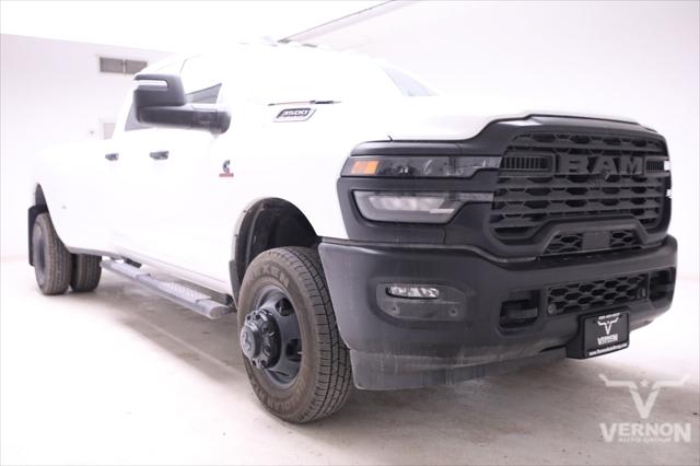 2025 RAM Ram 3500 RAM 3500 TRADESMAN CREW CAB 4X4 8 BOX