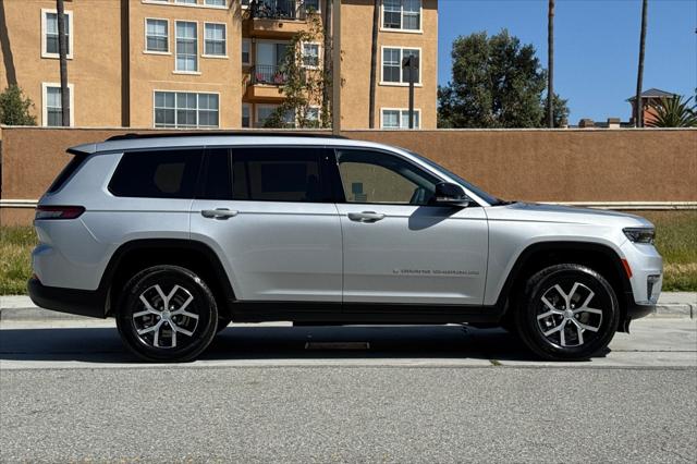 2025 Jeep Grand Cherokee GRAND CHEROKEE L LIMITED 4X4