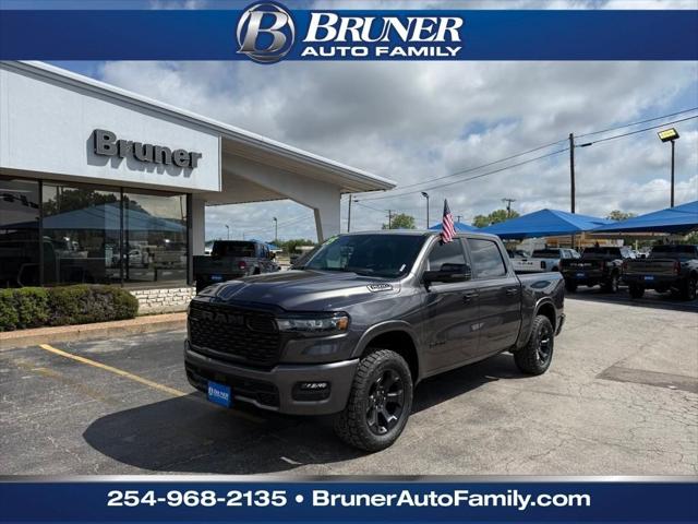 2025 RAM Ram 1500 RAM 1500 LONE STAR CREW CAB 4X4 57 BOX