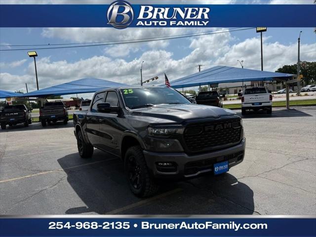 2025 RAM Ram 1500 RAM 1500 LONE STAR CREW CAB 4X4 57 BOX