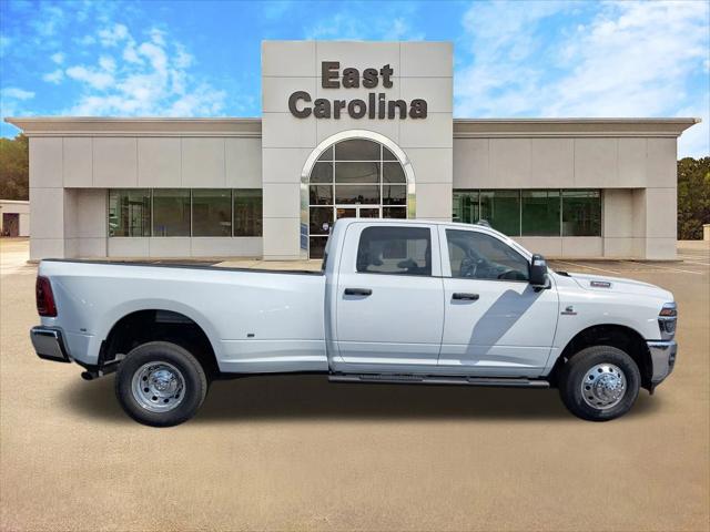 2025 RAM Ram 3500 RAM 3500 TRADESMAN CREW CAB 4X4 8 BOX