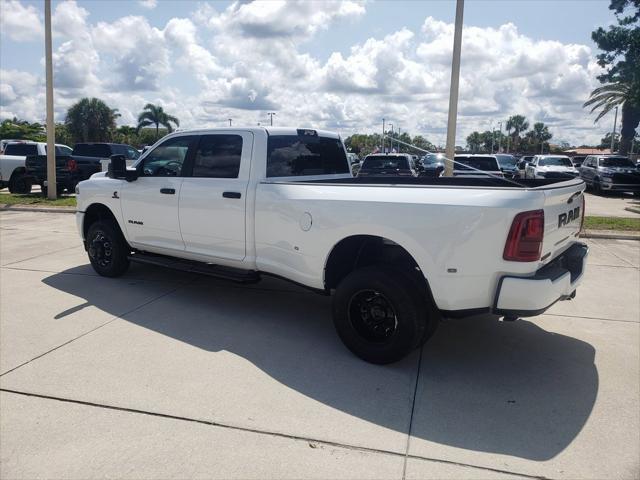 2025 RAM Ram 3500 RAM 3500 BIG HORN CREW CAB 4X4 8 BOX