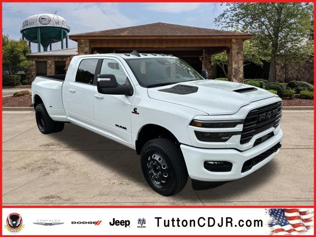 2025 RAM Ram 3500 RAM 3500 LARAMIE MEGA CAB 4X4 64 BOX