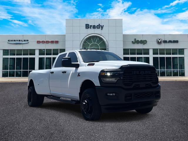 2025 RAM Ram 3500 RAM 3500 TRADESMAN CREW CAB 4X4 8 BOX