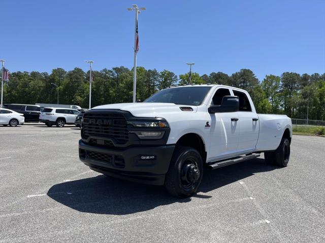 2025 RAM Ram 3500 RAM 3500 TRADESMAN CREW CAB 4X4 8 BOX