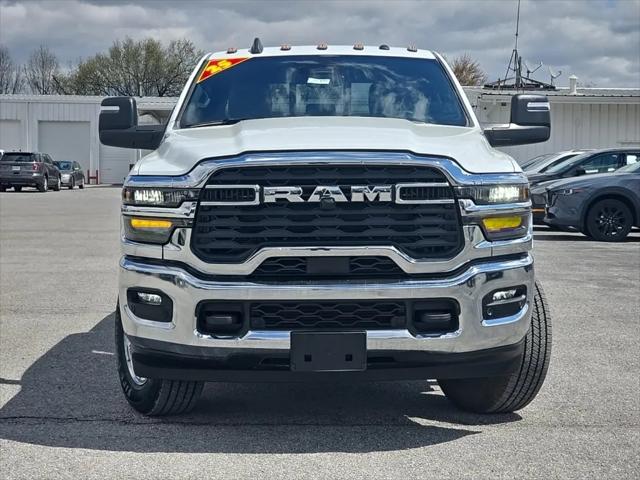 2025 RAM Ram 2500 RAM 2500 TRADESMAN CREW CAB 4X4 64 BOX