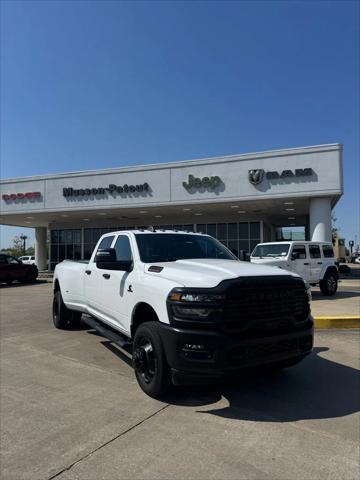 2025 RAM Ram 3500 RAM 3500 TRADESMAN CREW CAB 4X4 8 BOX