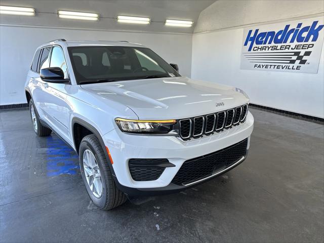 2025 Jeep Grand Cherokee GRAND CHEROKEE LAREDO X 4X2