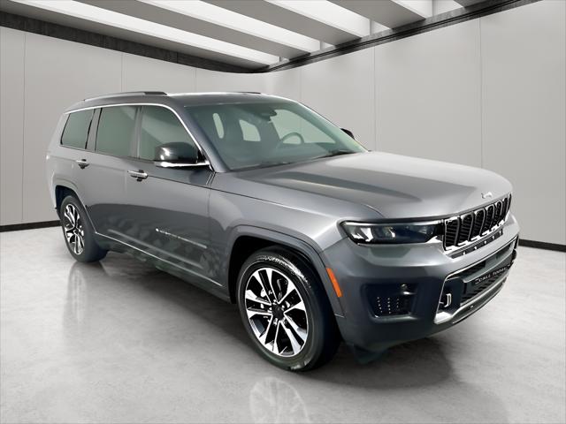 2022 Jeep Grand Cherokee L Overland 4x4