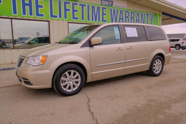 2013 Chrysler Town and Country Touring