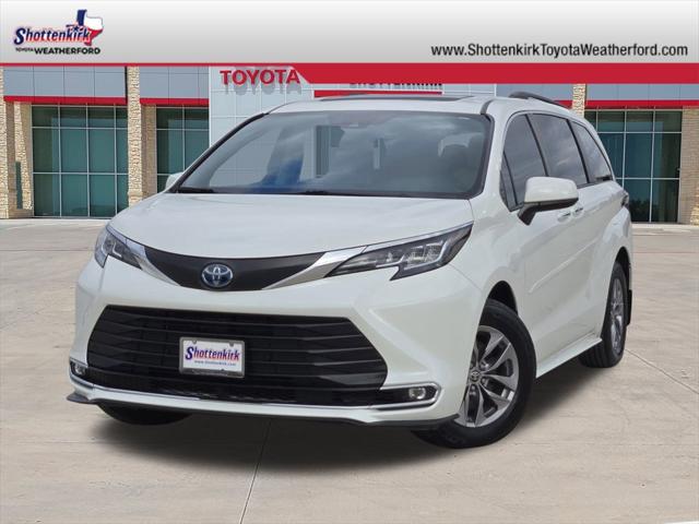 2021 Toyota Sienna XLE