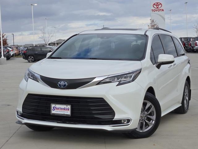 2021 Toyota Sienna XLE