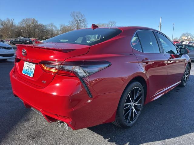 2024 Toyota Camry SE