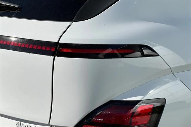 2025 Hyundai Kona EV SEL
