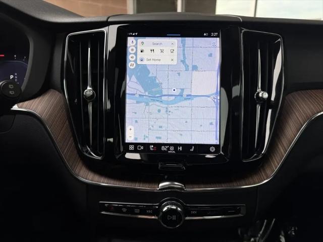 2022 Volvo XC60 B5 Momentum