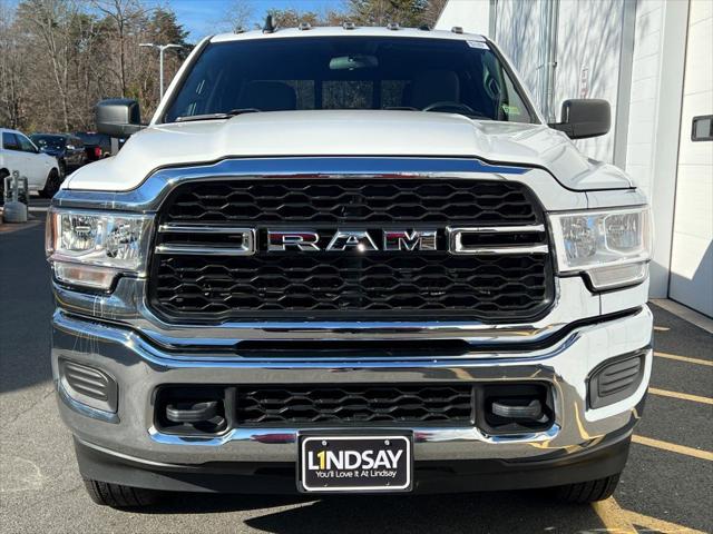 2022 RAM 2500 Tradesman Crew Cab 4x4 8 Box