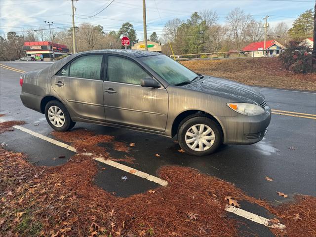 2005 Toyota Camry Unknown