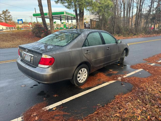 2005 Toyota Camry Unknown
