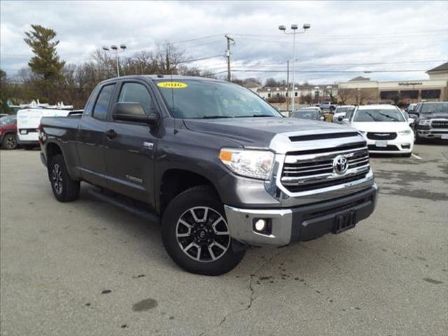 2016 Toyota Tundra SR5 5.7L V8